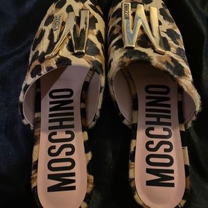 Moschino slides